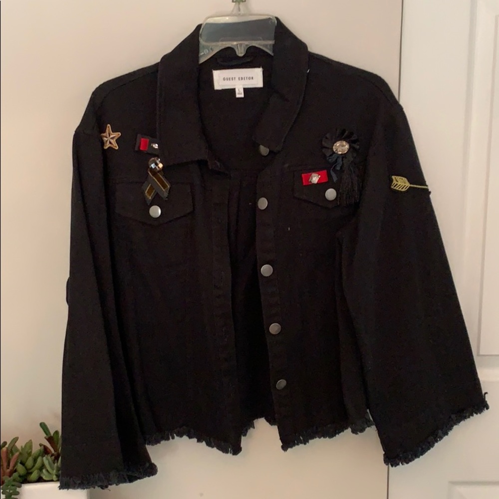 Cropped military inspired jacket!